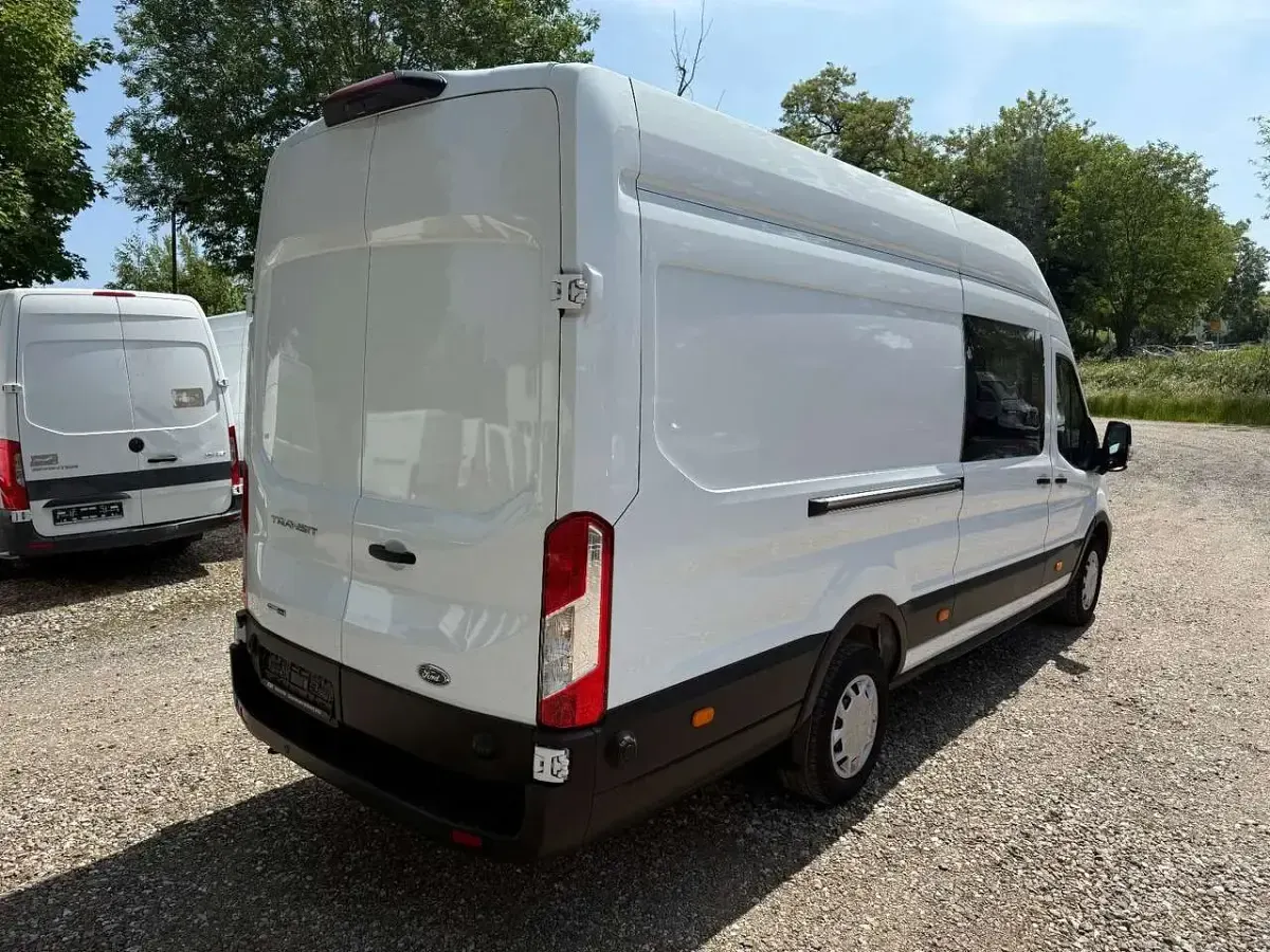 Gebraucht Ford Transit 131 PS (96 kW) 2025 Frostweiß Van / Kleinbus
