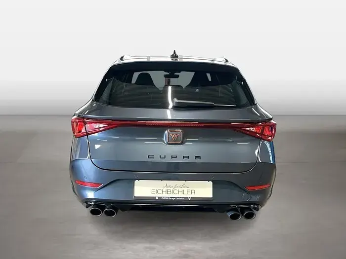 Używany Cupra Leon VZ 300 KM (220 kW) 2024 Szary Kombi