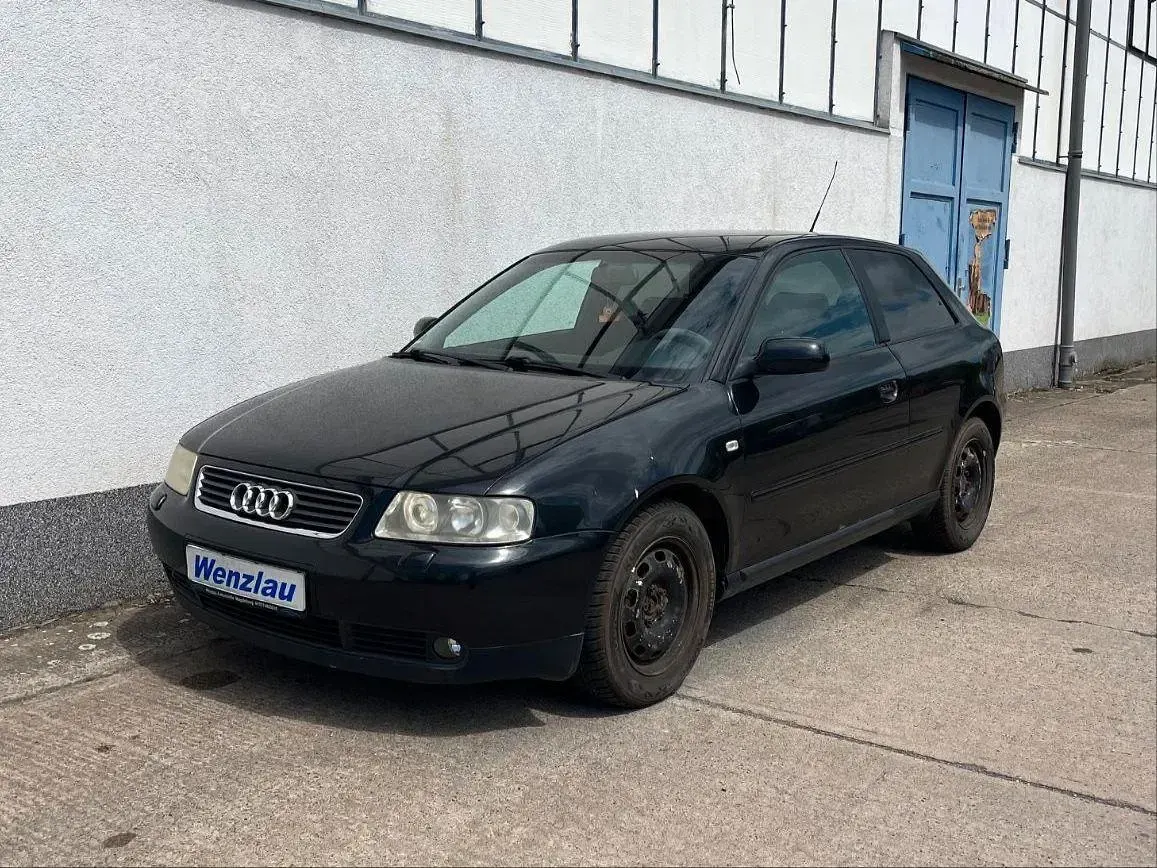 Gebraucht Audi A3 Ambition 102 PS (75 kW) 2003 Schwarz Kleinwagen