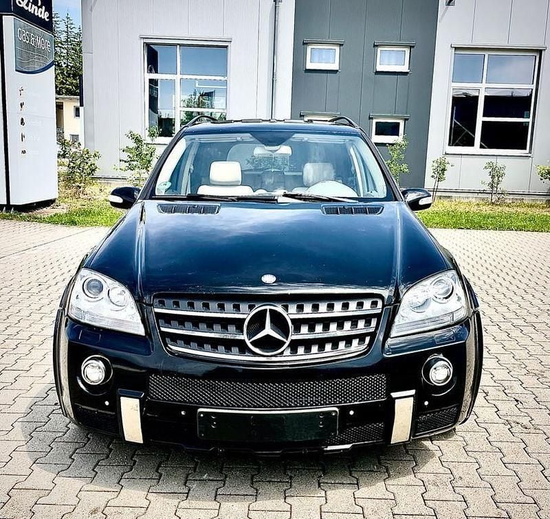 Gebraucht Mercedes ML320 AMG 224 PS (164 kW) 2006 Schwarz SUV