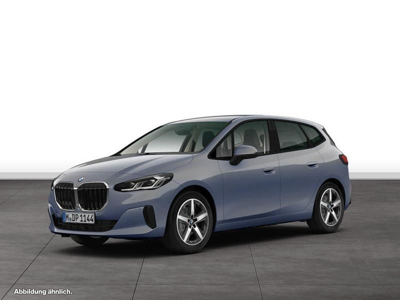 Grau Gebraucht 2024 BMW 218 Active Tourer Van / Kleinbus | 37.157 € (Fairer Preis) - Bild 1/3