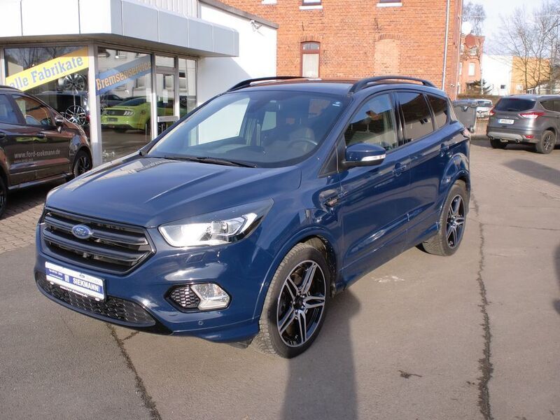 Blau Gebraucht 2019 Ford Kuga ST-Line SUV | 19.990 € (Etwas zu teuer) - Bild 1/4