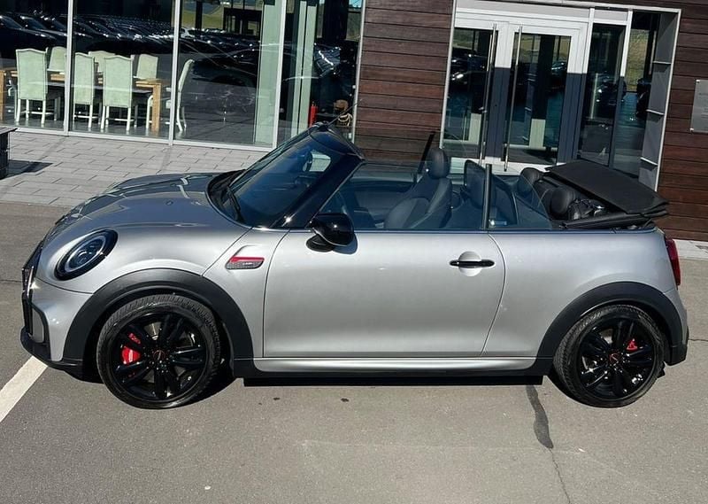 Gebraucht Mini John Cooper Works 231 PS (169 kW) 2023 Silber Kleinwagen