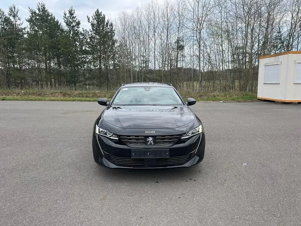 Gebraucht Peugeot 508 Active 131 PS (96 kW) 2022 Schwarz Limousine