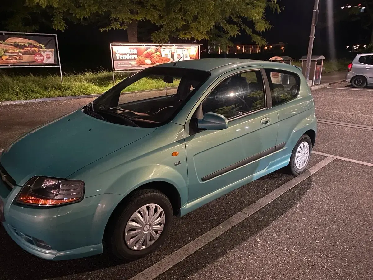 Używany Chevrolet Kalos 94 KM (69 kW) 2005 Zielony Hatchback
