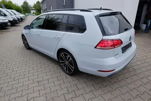Gebraucht VW Golf VII Sport 184 PS (135 kW) 2017 Weiß Kombi