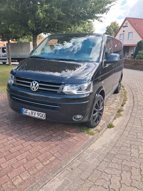 Schwarz Gebraucht 2014 VW Multivan Highline Van | 21.999 € (Superpreis) - Bild 1/4