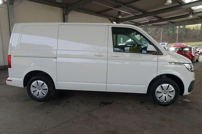 Neu VW Transporter 110 PS (80 kW) 2025 Weiß Van