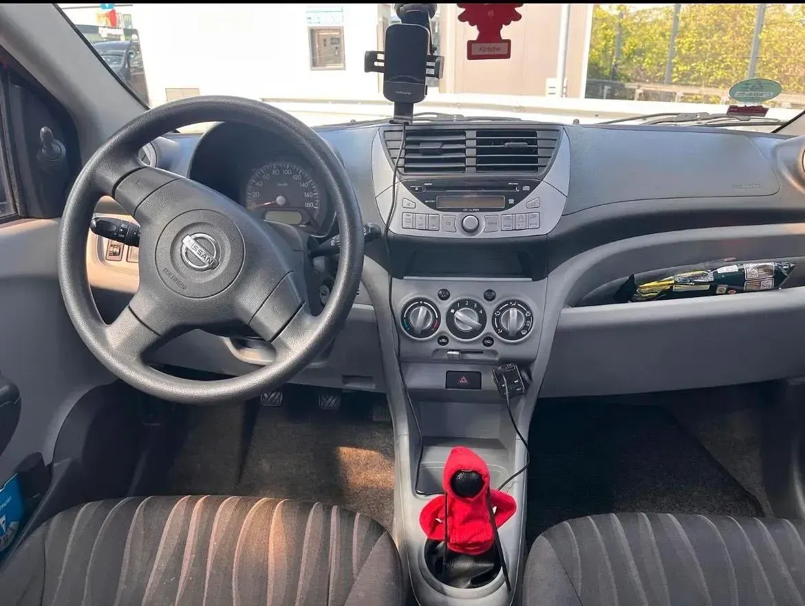 Gebraucht Nissan Pixo 68 PS (50 kW) 2010 Rot Kleinwagen