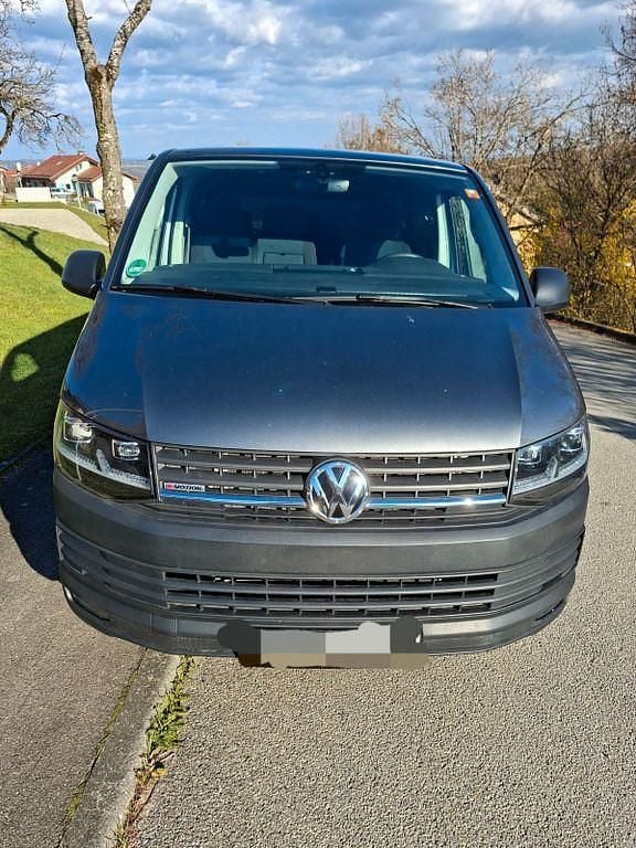 Gebraucht VW T6 150 PS (110 kW) 2018 Grau Van