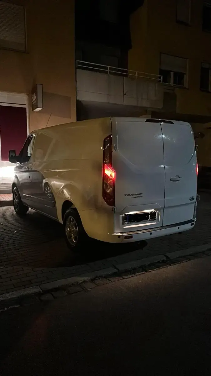 Gebraucht Ford Transit Custom 155 PS (114 kW) 2013 Weiß Limousine