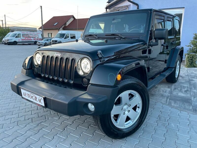 Schwarz Gebraucht 2011 Jeep Wrangler Sahara SUV | 19.950 € (Fairer Preis) - Bild 1/4