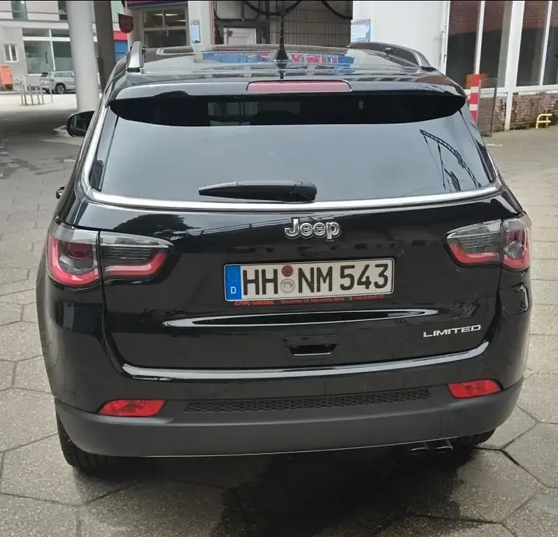 Gebraucht Jeep Compass Limited 140 PS (102 kW) 2019 Schwarz SUV