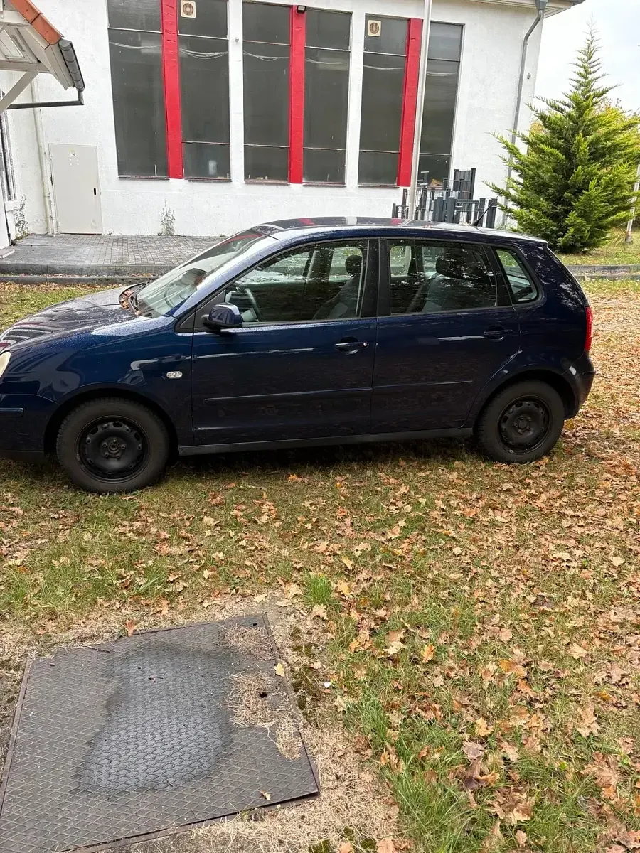 Gebraucht VW Polo 75 PS (55 kW) 2003 Blau Kleinwagen