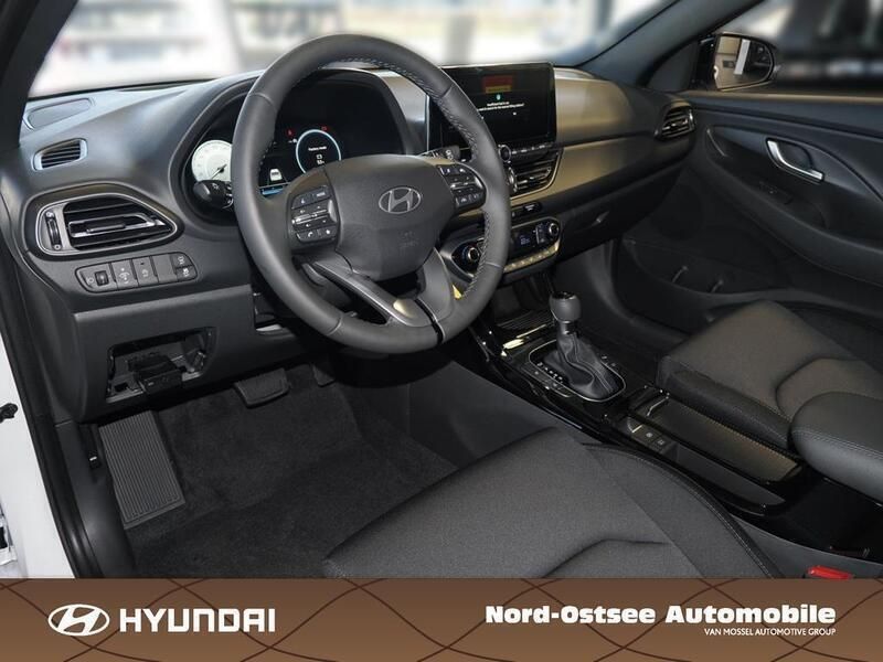 Gebraucht Hyundai i30 Advantage 101 PS (74 kW) 2022 Andere farbe Kombi
