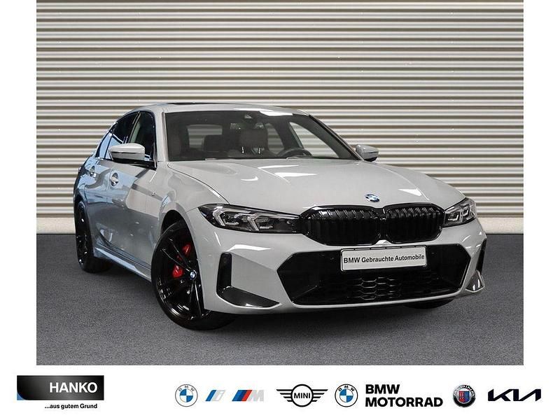 Grau Gebraucht 2024 BMW 330 Comfort Edition Limousine | 49.900 € (Teuer) - Bild 1/4