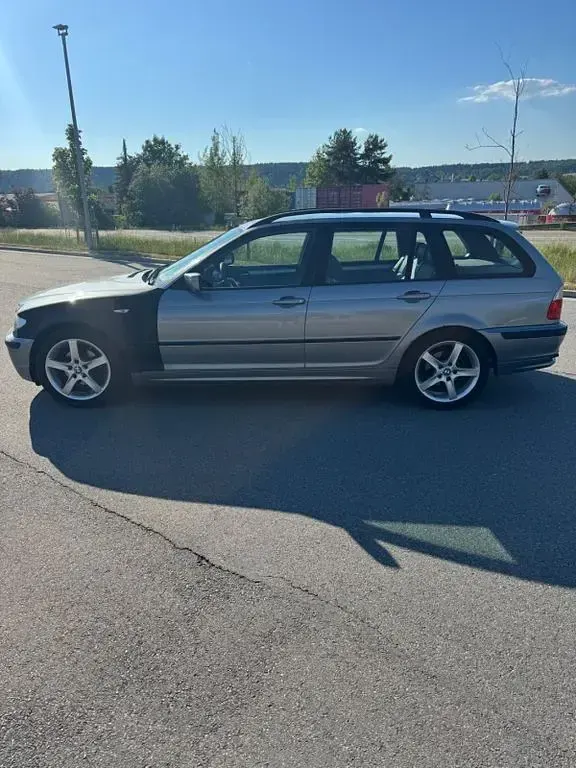 Gebraucht BMW 318 143 PS (105 kW) 2004 Grau Kombi