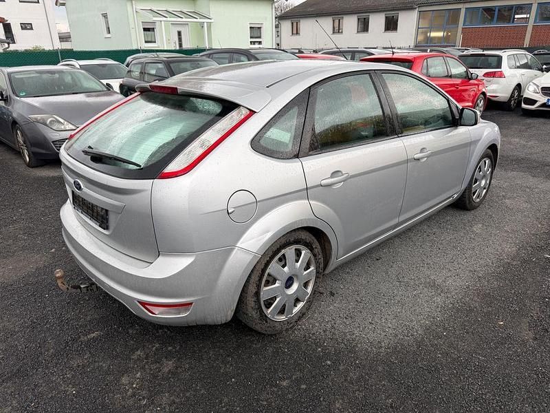 Gebraucht Ford Focus Sport 116 PS (85 kW) 2009 Limousine