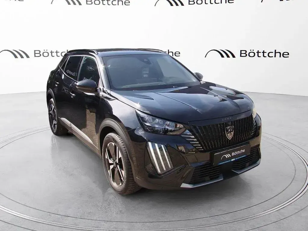 Gebraucht Peugeot 2008 GTi 131 PS (96 kW) 2024 Lackierung schwarz perla nera/typ aussenverkleidung metalliclackierung SUV