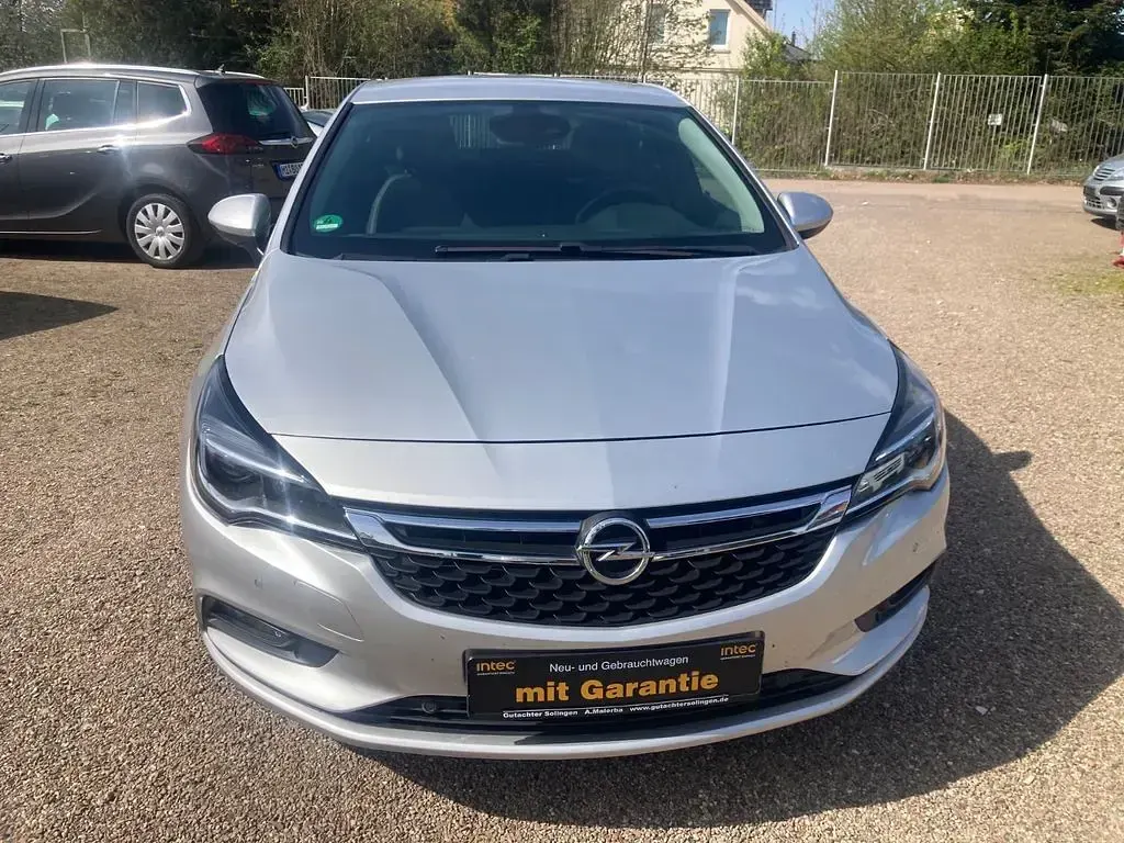Usata Opel Astra Innovation 150 CV (110 kW) 2016 Argento Berlina
