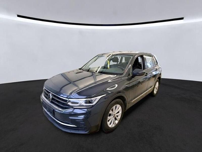 Gebraucht VW Tiguan 150 PS (110 kW) 2021 Uranograu SUV