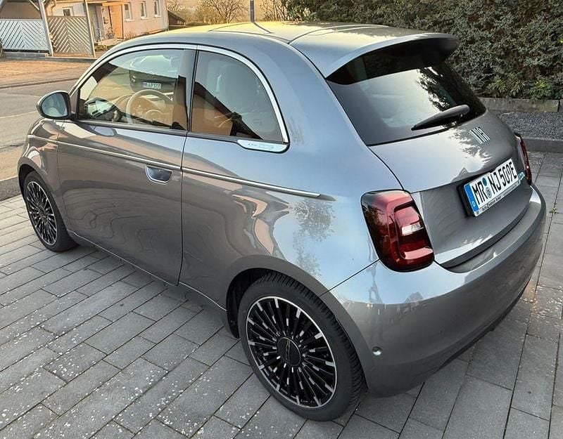 Gebraucht Fiat 500e 86 kW (118 PS) 2023 Grau