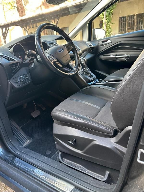 Gebraucht Ford C-MAX Titanium 150 PS (110 kW) 2017 Grau Van / Kleinbus