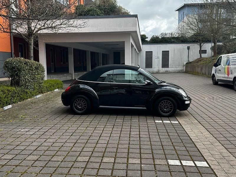 Gebraucht VW New Beetle Cabriolet 116 PS (85 kW) 2005 Schwarz Cabrio