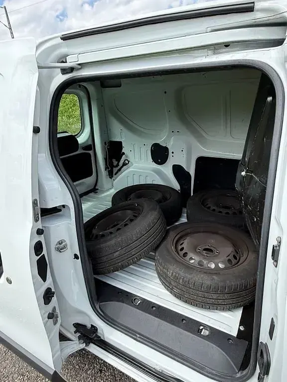 Gebraucht Dacia Dokker 75 PS (55 kW) 2018 Weiß Van / Kleinbus