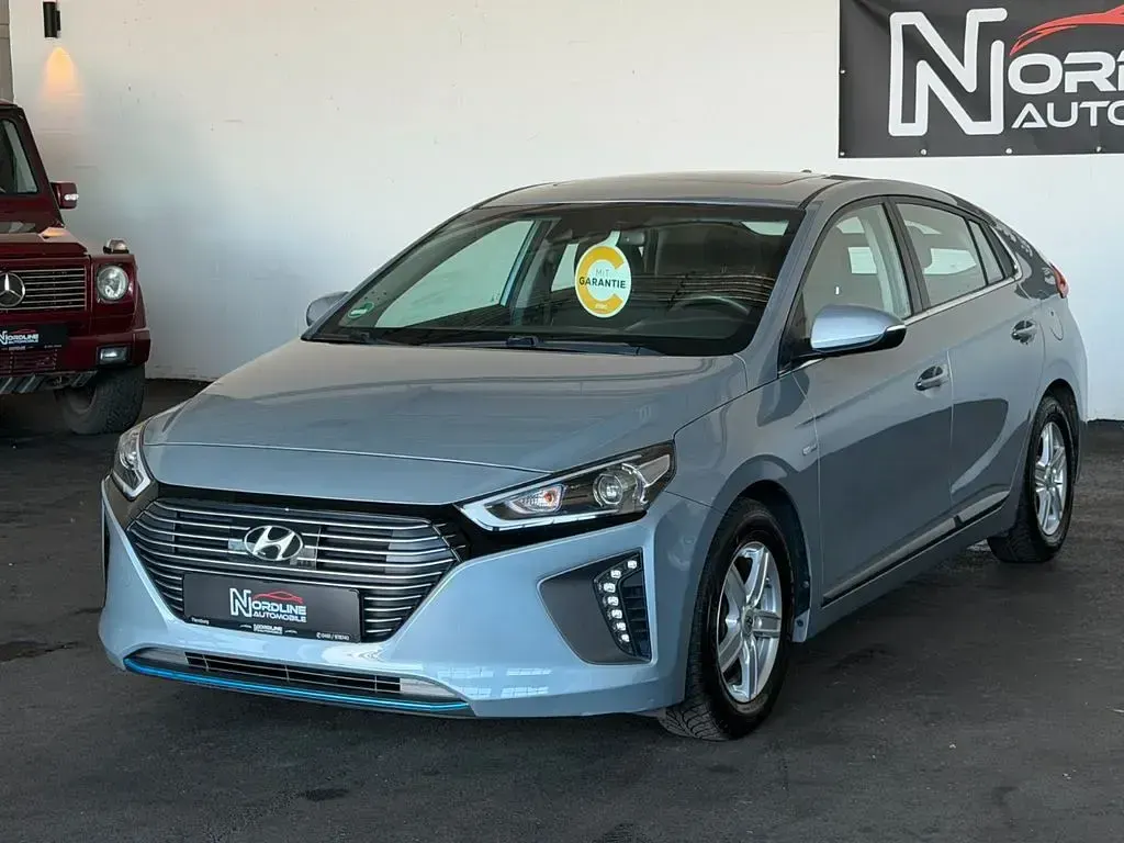 Gebraucht Hyundai Ioniq Style 105 PS (77 kW) 2017 Silber Kleinwagen