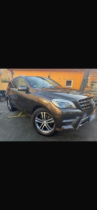 Gebraucht Mercedes ML350 258 PS (189 kW) 2014 Braun SUV