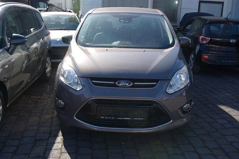Gebraucht Ford C-MAX Titanium 140 PS (102 kW) 2015 Braun Van / Kleinbus