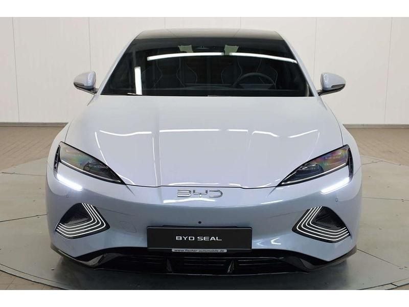 Usata BYD Seal Design 230 kW (313 CV) 2026 Grigio Berlina