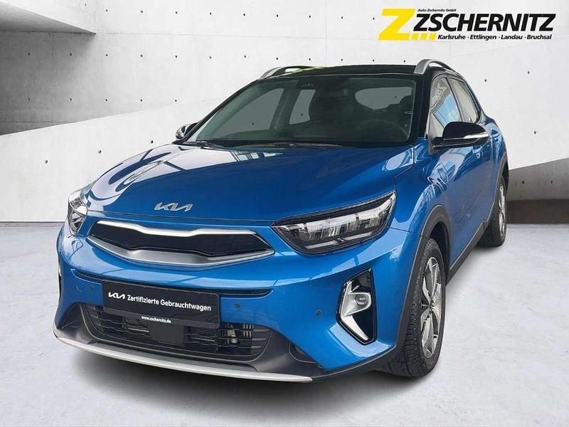 Gebraucht Kia Stonic Vision 101 PS (74 kW) 2023 (bsp) bathysblau met./schwarz SUV