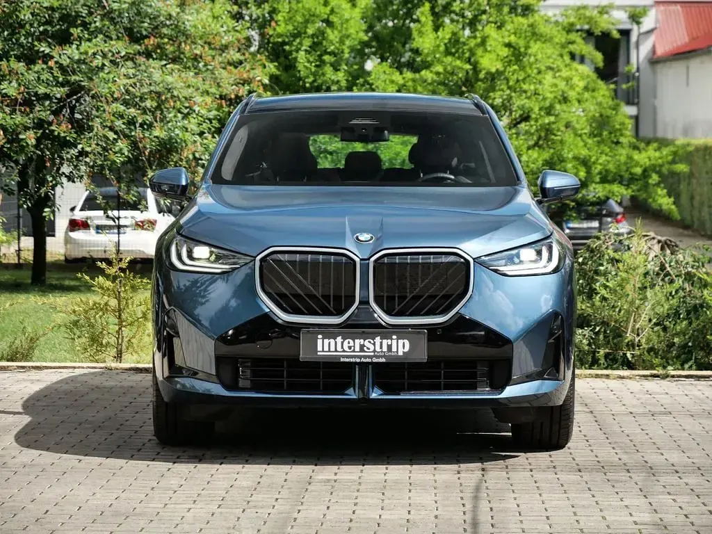 Gebraucht BMW X3 M Sport 197 PS (144 kW) 2025 Blau SUV