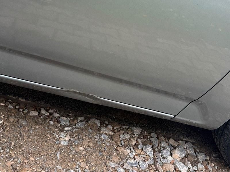 Gebraucht Ford Mondeo 163 PS (119 kW) 2010 Schwarz Kombi