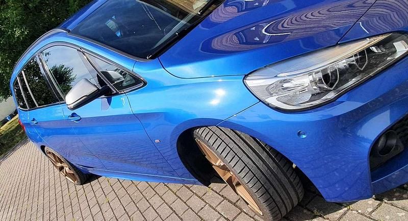 Gebraucht BMW 220 M Sport 190 PS (139 kW) 2016 Blau Kombi