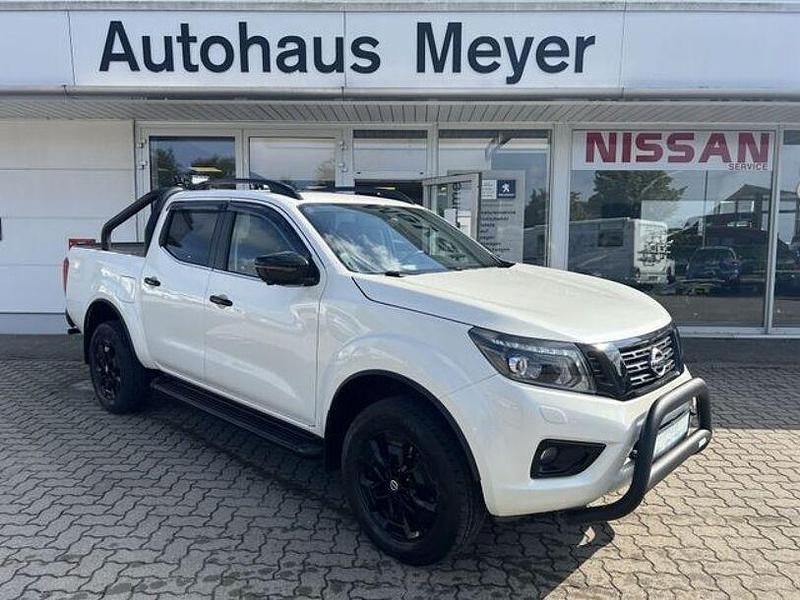 Weiß metallic Gebraucht 2021 Nissan Navara N-Guard Abholung | 36.390 € (Teuer) - Bild 1/4