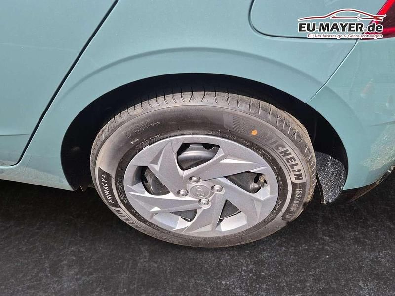 Neu Hyundai i20 90 PS (66 kW) 2025 Waehlbar Kleinwagen