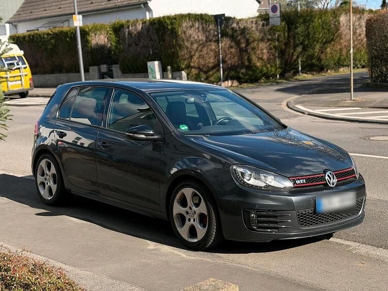 Gebraucht VW Golf VI GTI 211 PS (155 kW) 2011 Andere farben Kleinwagen