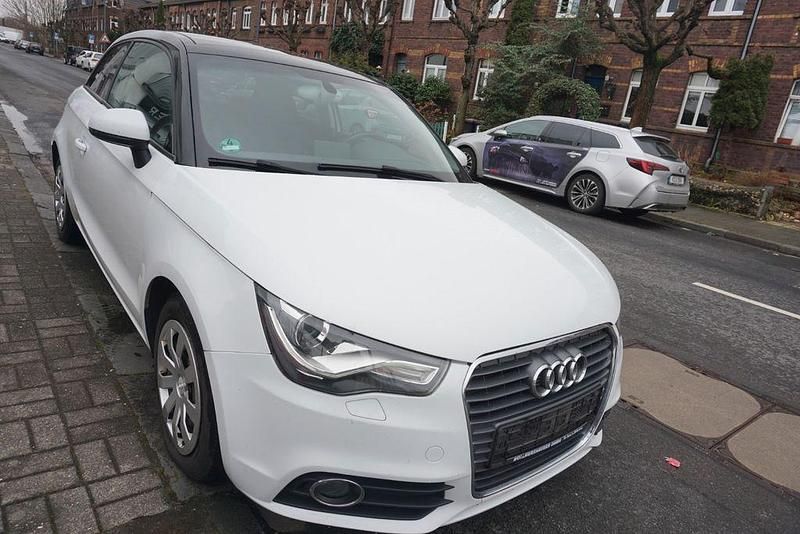 Gebraucht Audi A1 Ambition 105 PS (77 kW) 2013 Weiß Kleinwagen