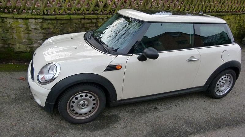 Gebraucht Mini ONE 75 PS (55 kW) 2009 Weiß Kleinwagen