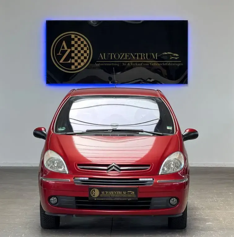 Gebraucht Citroën Xsara Picasso Exclusive 109 PS (80 kW) 2007 Rot Van / Kleinbus