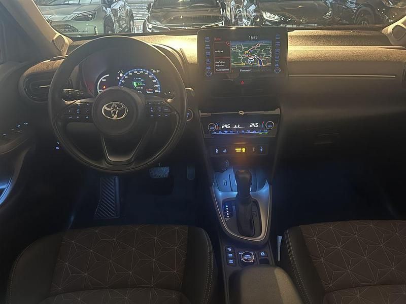 Gebraucht Toyota Yaris Cross Elegant 116 PS (85 kW) 2023 SUV