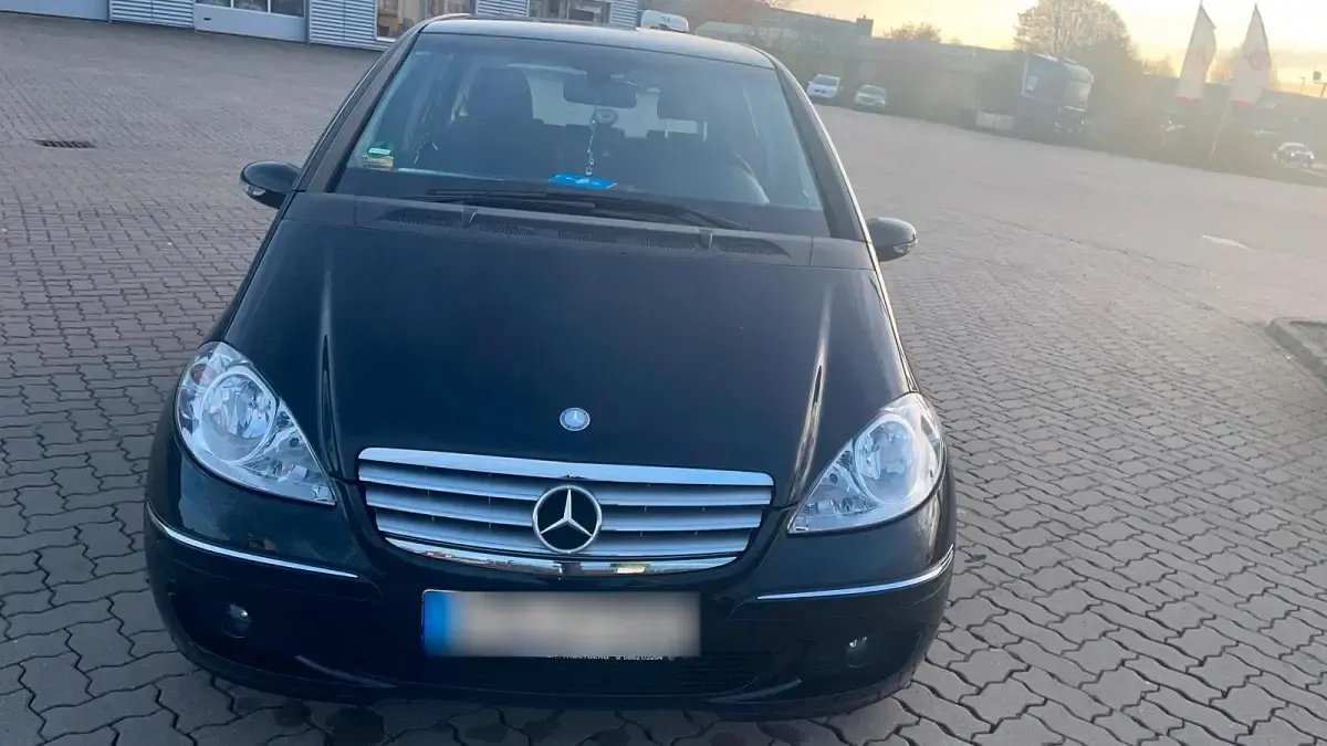 Gebraucht Mercedes A180 109 PS (80 kW) 2008 Schwarz Kleinwagen
