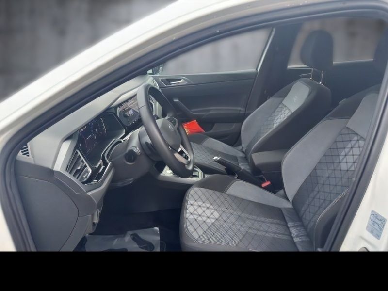 Gebraucht VW Polo R-line 95 PS (69 kW) 2024 Weiß Limousine