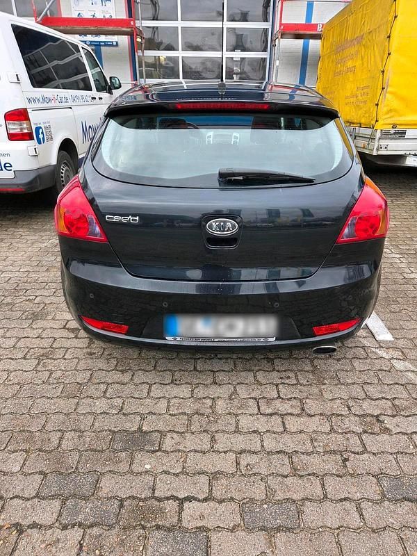 Gebraucht Kia Ceed 2008 Schwarz Kleinwagen