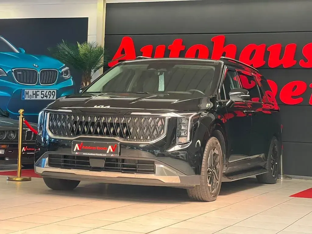 Gebraucht Kia Carnival 194 PS (142 kW) 2024 Schwarz Van / Kleinbus