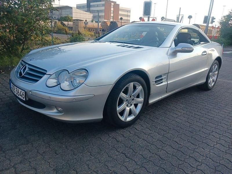 Usata Mercedes SL500 306 CV (225 kW) 2002 Argento Cabrio