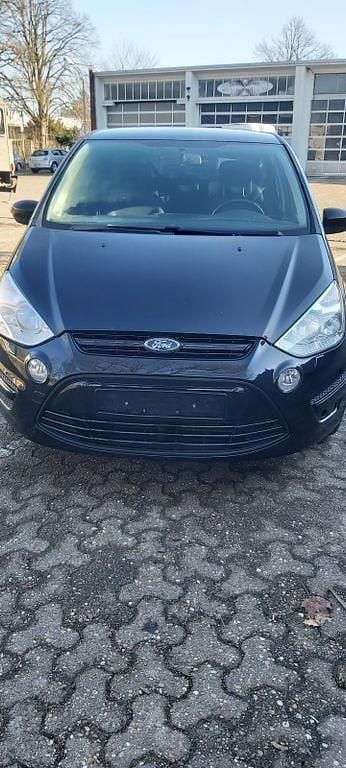Gebraucht Ford S-MAX S 140 PS (102 kW) 2012 Schwarz Van / Kleinbus